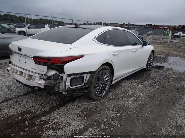 JTHD51GF0N5010796 — 2022 Lexus LS, фото 4 с аукциона IAAI, Передняя часть