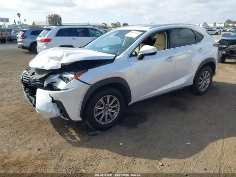 2020 Lexus NX 300 VIN JTJDARBZ2L5001105 фото 2
