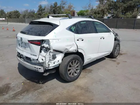 2020 Lexus NX 300H VIN JTJDJRDZ4L5004424 фото 4