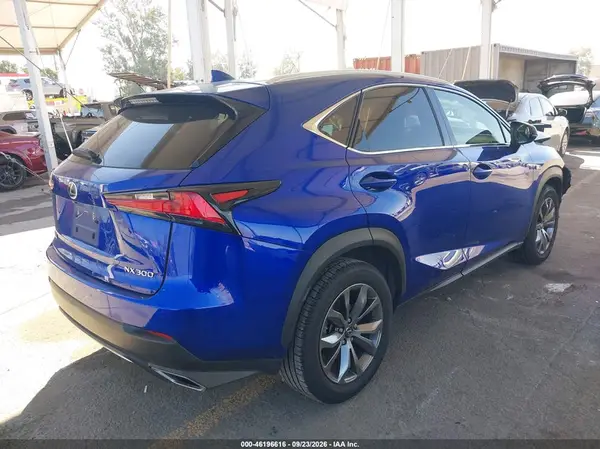 JTJYARBZ2K2136070 — 2019 Lexus NX, фото 4 с аукциона IAAI, Передняя часть слева