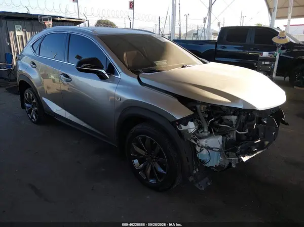 JTJYARBZ9K2116978 — 2019 Lexus NX, Передняя часть (Front End), фото до ремонта