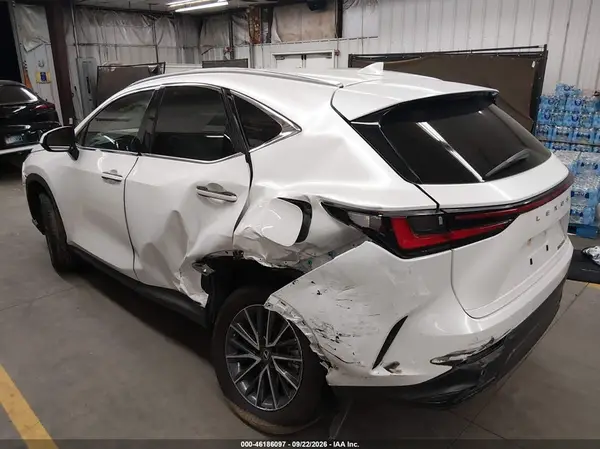 2T2ADCAZ2SC028331 — 2025 Lexus NX, фото 3 с аукциона IAAI, Левый бок