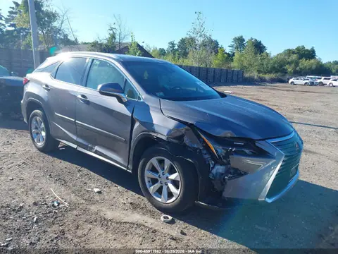 2T2BZMCA6HC123745 — 2017 Lexus RX 350, Передняя часть справа (Right Front), фото до ремонта