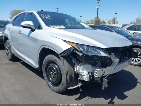2T2BZMCAXHC105362 — 2017 Lexus RX 350, Передняя часть справа (Right Front), фото до ремонта