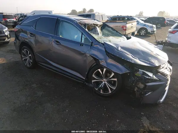 2T2ZZMCA2HC054423 — 2017 Lexus RX, Опрокидывание (Rollover), фото до ремонта