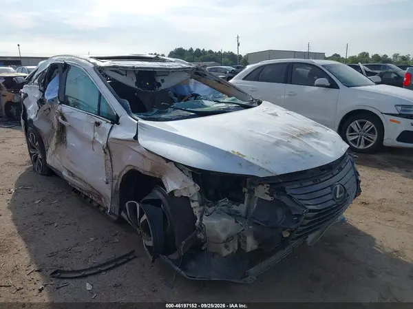2T2BZMCA1HC069836 — 2017 Lexus RX, Опрокидывание (Rollover), фото до ремонта