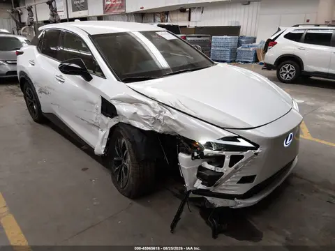 JTJBDADB2TA006098 — 2026 Lexus Rz 350E, Передняя часть (Front & Rear), фото до ремонта