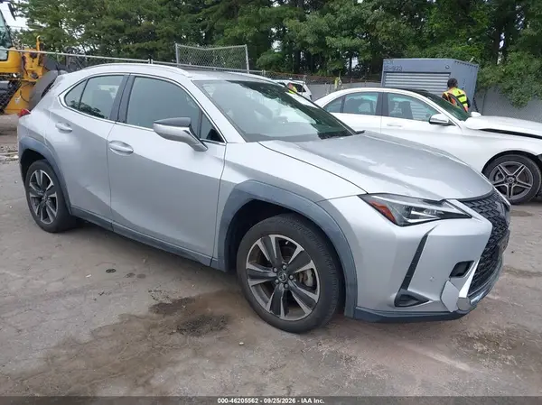 JTHY3JBH9K2013211 — 2019 Lexus UX, Передняя часть (Front End), фото до ремонта