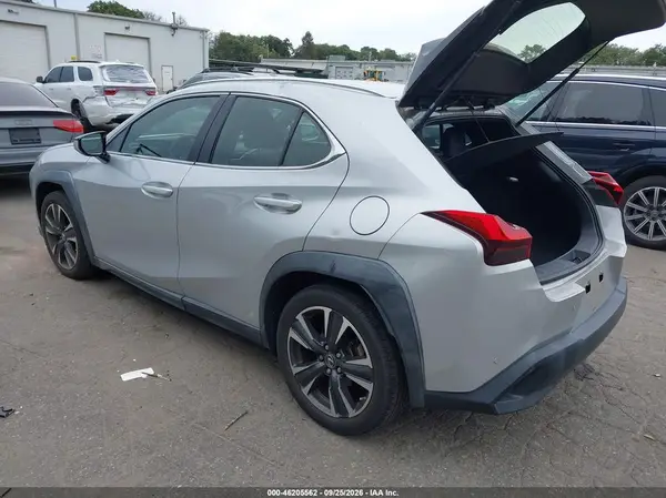 JTHY3JBH9K2013211 — 2019 Lexus UX, фото 3 с аукциона IAAI, Передняя часть