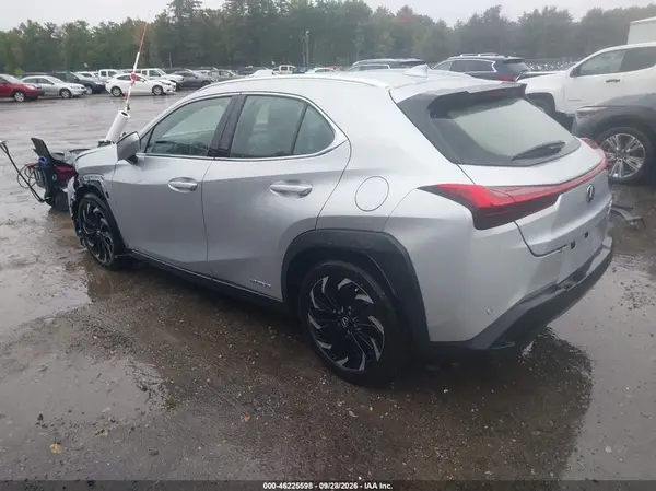 JTHP9JBH1L2021976 — 2020 Lexus UX, фото 3 с аукциона IAAI, Передняя часть слева