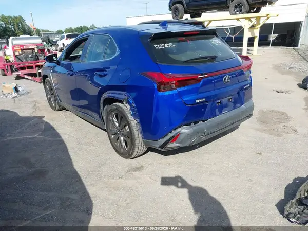 JTHR9JBHXM2052623 — 2021 Lexus UX, фото 3 с аукциона IAAI, Передняя часть