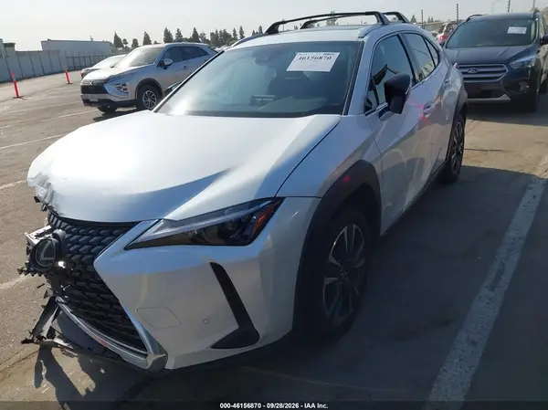 JTHX6JBH2R2180409 — 2024 Lexus UX, фото 2 с аукциона IAAI, Передняя часть справа