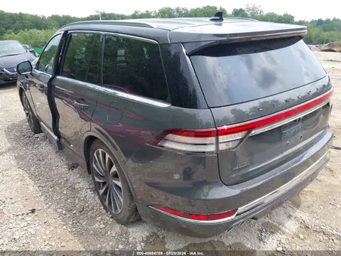 2022 Lincoln Aviator Black Label Grand Touring VIN 5LMYJ9YY7NNL00622 фото 3