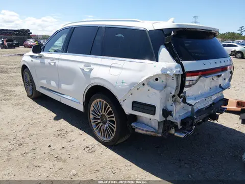 2021 Lincoln Aviator Black Label VIN 5LM5J9XC7MGL10661 фото 3