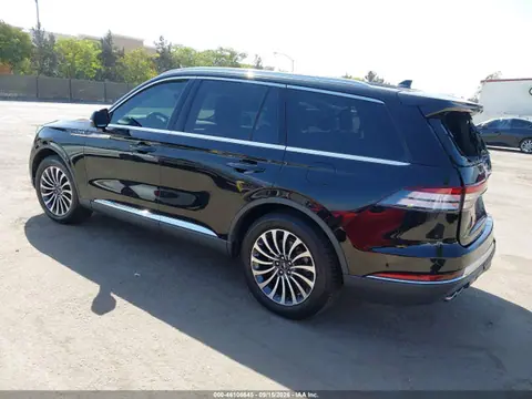 2020 Lincoln Aviator Reserve VIN 5LM5J7WCXLGL07029 фото 3