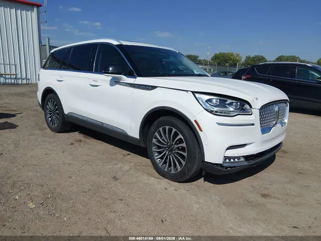 2023 Lincoln Aviator Reserve VIN 5LM5J7XC0PGL04015 фото 1