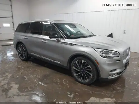 5LM5J7XC1LGL30830 — 2020 Lincoln Aviator, Град, фото до ремонта