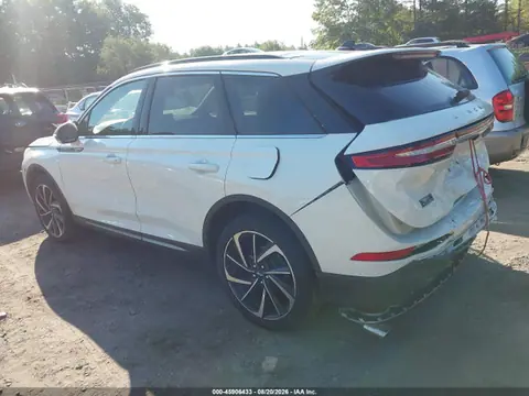 2025 Lincoln Corsair Reserve VIN 5LMCJ2DA3SUL03285 фото 3