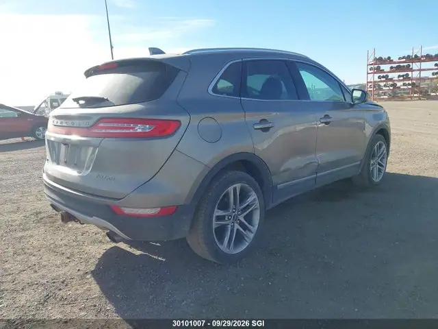 2017 Lincoln Mkc Reserve VIN 5LMTJ3DH3HUL67872 фото 4