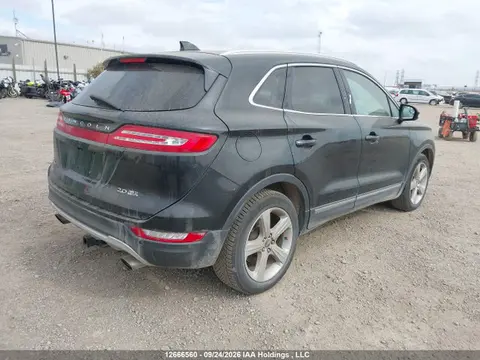 2015 Lincoln MKC VIN 5LMCJ2A90FUJ02105 фото 4