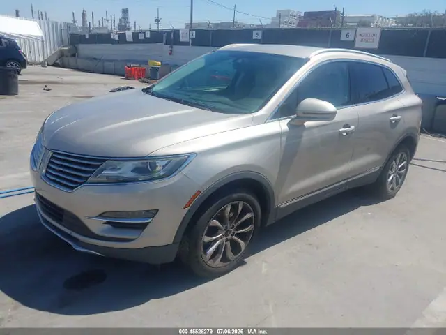 5LMCJ1A90FUJ47149 — 2015 Lincoln MKC, фото 2 с аукциона IAAI 30.09.2026, Естественный износ