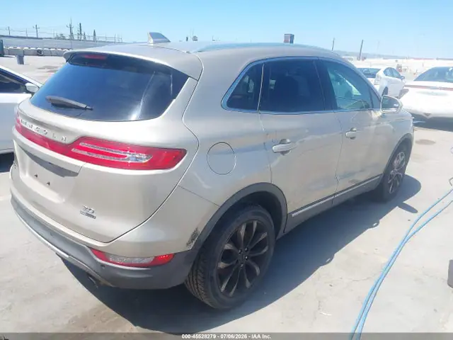 5LMCJ1A90FUJ47149 — 2015 Lincoln MKC, фото 4 с аукциона IAAI 30.09.2026, Естественный износ