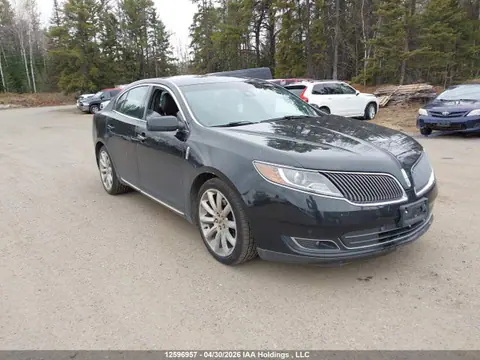 1LNHL9EK1FG602426 — 2015 Lincoln MKS, Задняя часть слева (Left Rear), фото до ремонта