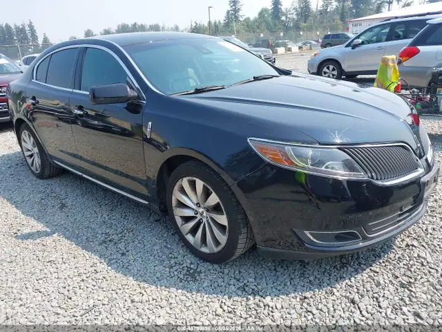 1LNHL9DK2GG602681 — 2016 Lincoln MKS, Передняя часть слева (Left Front), фото до ремонта
