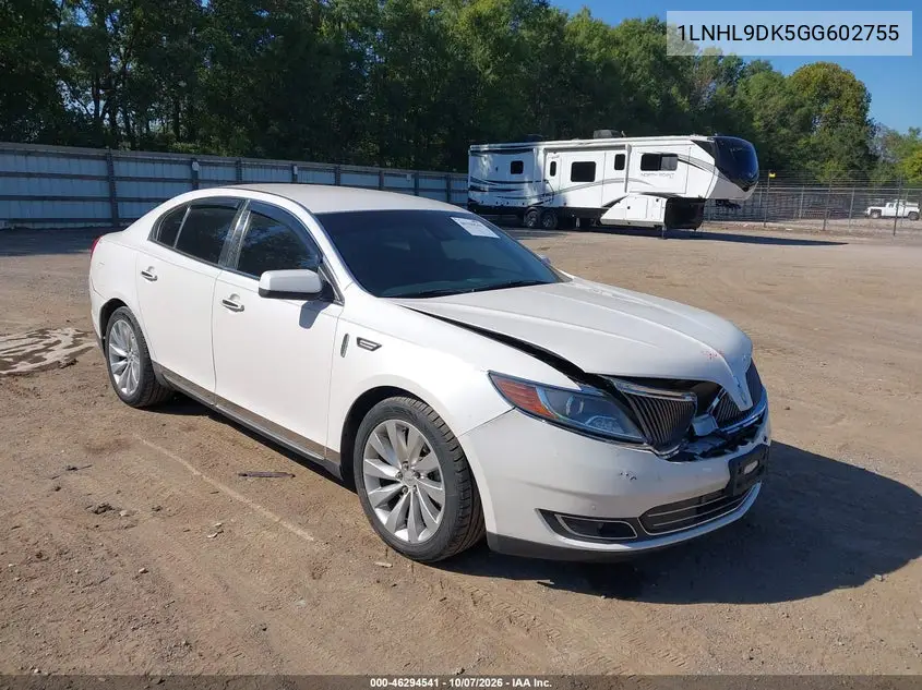 2016 Lincoln Mks VIN 1LNHL9DK5GG602755 фото 2
