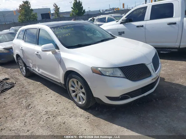 2014 Lincoln MKT VIN 2LMHJ5AT7EBL57168 фото 1