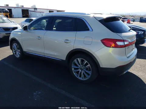 2016 Lincoln Mkx Reserve VIN 2LMPJ8LP0GBL59635 фото 3