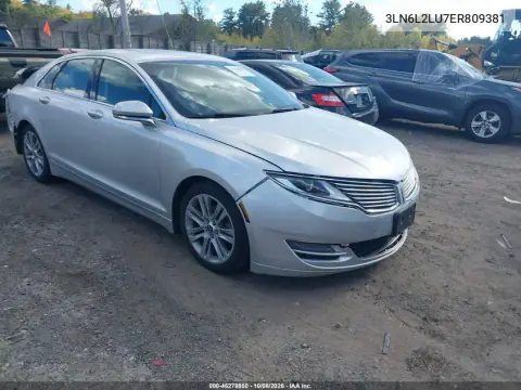 3LN6L2LU7ER809381 — 2014 Lincoln MKZ, Сзади, фото до ремонта