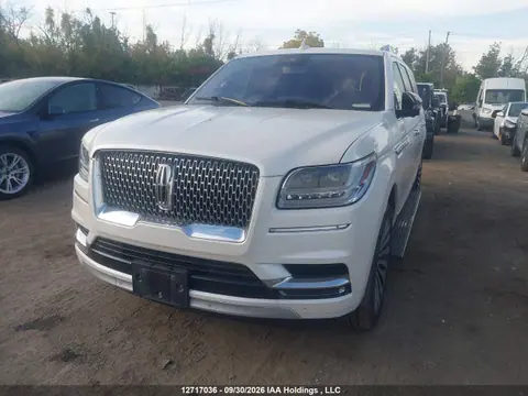2019 Lincoln Navigator L Reserve VIN 5LMJJ3LT1KEL14747 фото 2