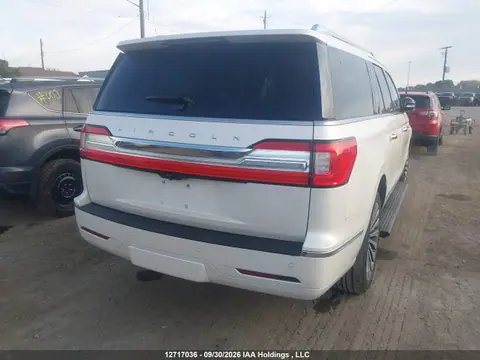 2019 Lincoln Navigator L Reserve VIN 5LMJJ3LT1KEL14747 фото 4
