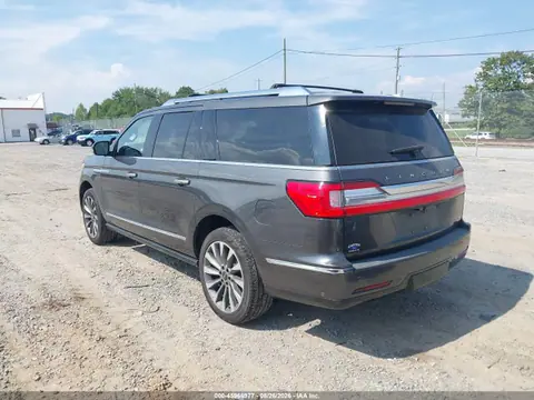 2018 Lincoln Navigator L Select VIN 5LMJJ3HT4JEL20646 фото 3