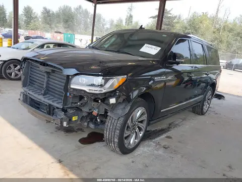 2024 Lincoln Navigator Premiere L VIN 5LMJJ3NG3REL03548 фото 2
