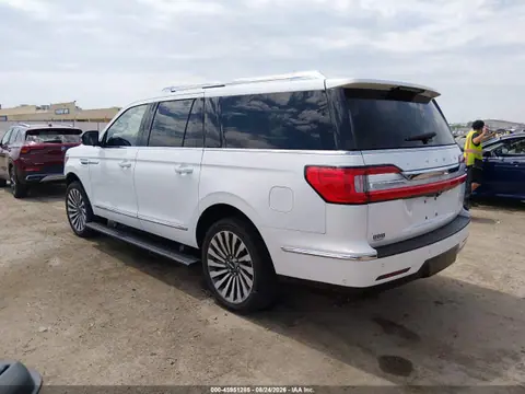2020 Lincoln Navigator Reserve L VIN 5LMJJ3LT9LEL14240 фото 3