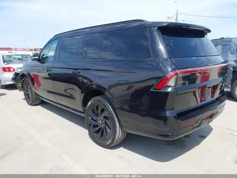 2025 Lincoln Navigator Reserve L VIN 5LMJJ3LG6SEL01155 фото 3