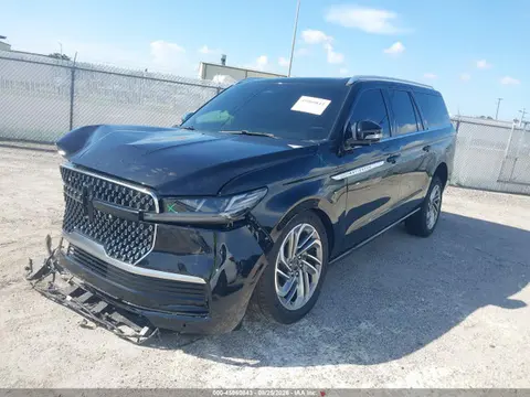 2026 Lincoln Navigator Reserve L VIN 5LMJJ3LG3TEL04547 фото 2