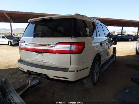 2018 Lincoln Navigator Reserve VIN 5LMJJ2LT9JEL07201 фото 4
