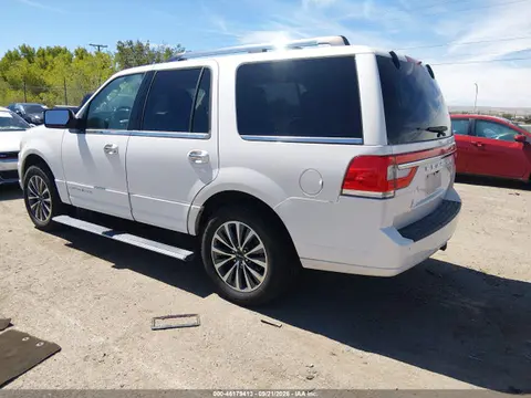 2016 Lincoln Navigator Select VIN 5LMJJ2HT2GEL05890 фото 3