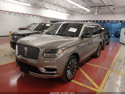 2019 Lincoln Navigator Select VIN 5LMJJ2JT8KEL19540 фото 2