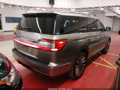 2019 Lincoln Navigator Select VIN 5LMJJ2JT8KEL19540 фото 4