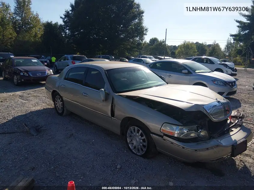 1LNHM81W67Y639306 Lincoln Town Car 2007 — повреждение Передняя часть, фото до ремонта