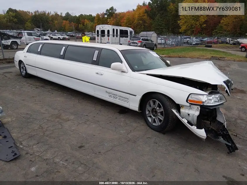 1L1FM88WX7Y639081 — 2007 Lincoln Town Car, фото 2 с аукциона IAAI, Передняя часть