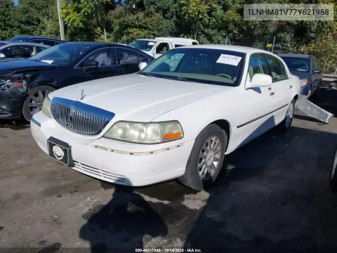 1LNHM81V77Y621968 — 2007 Lincoln Town Car, фото 3 с аукциона IAAI, Не указано