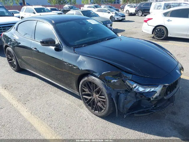 ZAM57RTA1H1213275 — 2017 Maserati Ghibli S Q4, Передняя часть (Front End), фото до ремонта