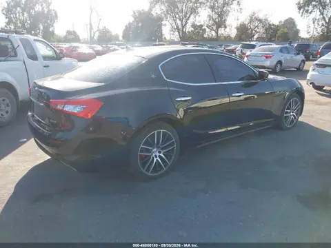 2018 Maserati Ghibli S Q4 VIN ZAM57YTAXJ1293126 фото 4