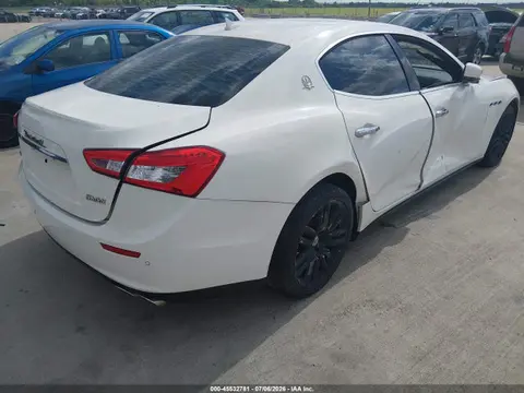 2016 Maserati Ghibli VIN ZAM57XSA2G1190772 фото 4