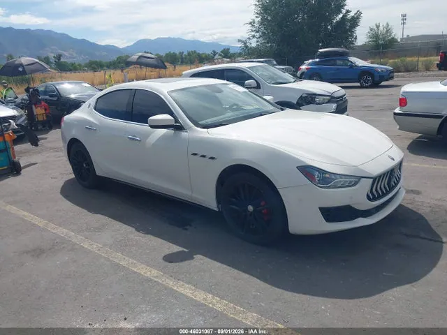 2018 Maserati Ghibli VIN ZAM57XSA1J1293219 фото 1